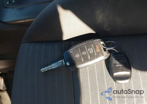 2015 Kia Forte Lx z USA, uszkodzony, nr VIN KNAFX4A65F5393647